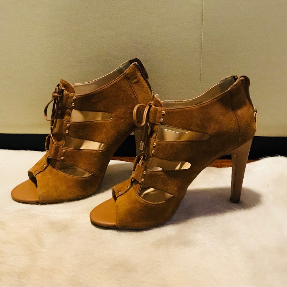 Suede Lace Up Pumps
